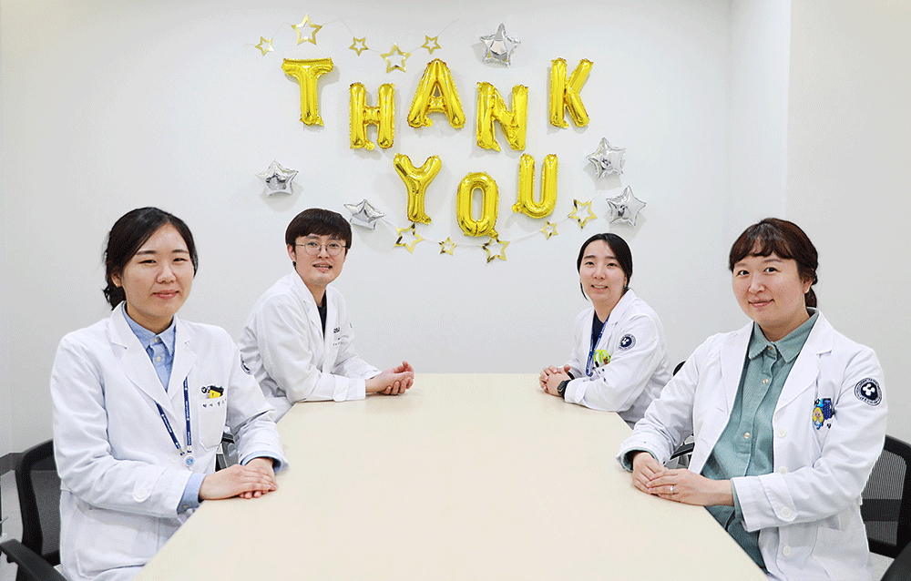 (사진 왼쪽부터)세종충남대학교병원 약제부 장소라 약사, 김현우 약사, 김윤화 약사, 황소연 약사