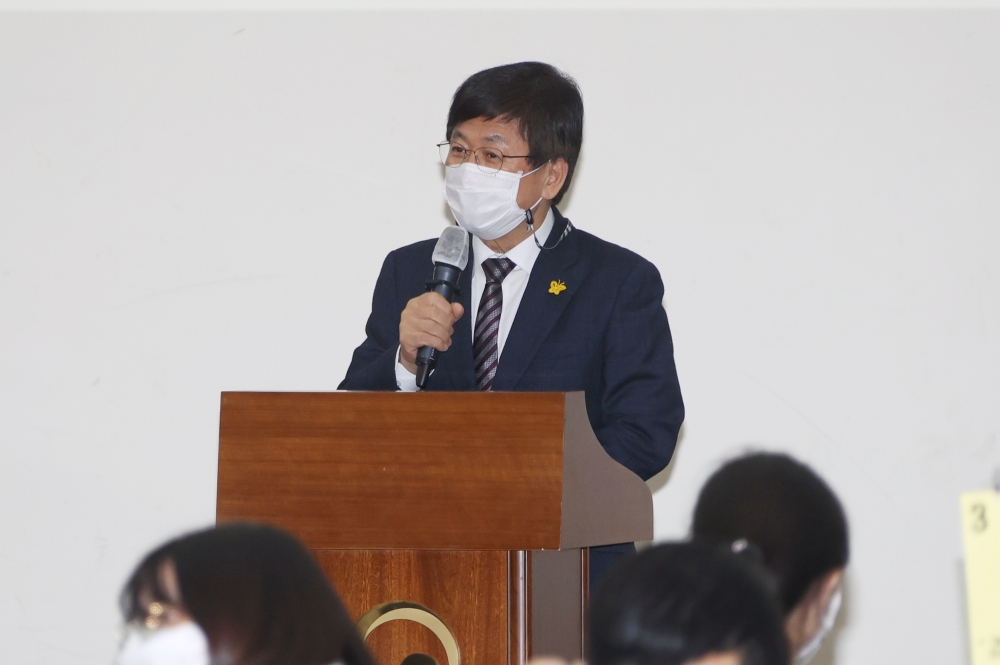 세종시교육청은 26일 정부세종컨벤션센터 4층에서  ‘2020 평화·통일 공감 한마당’을 개최했다. (사진은 최교진교육감의 축사)